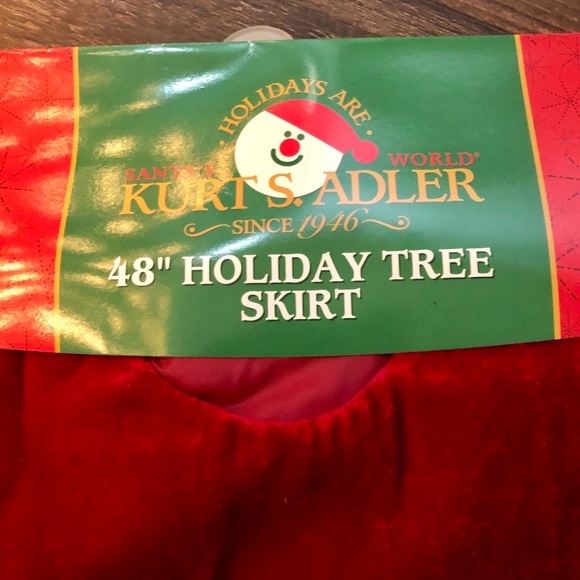 Kurt S Adler 48” holiday tree skirt - Picture 3 of 5